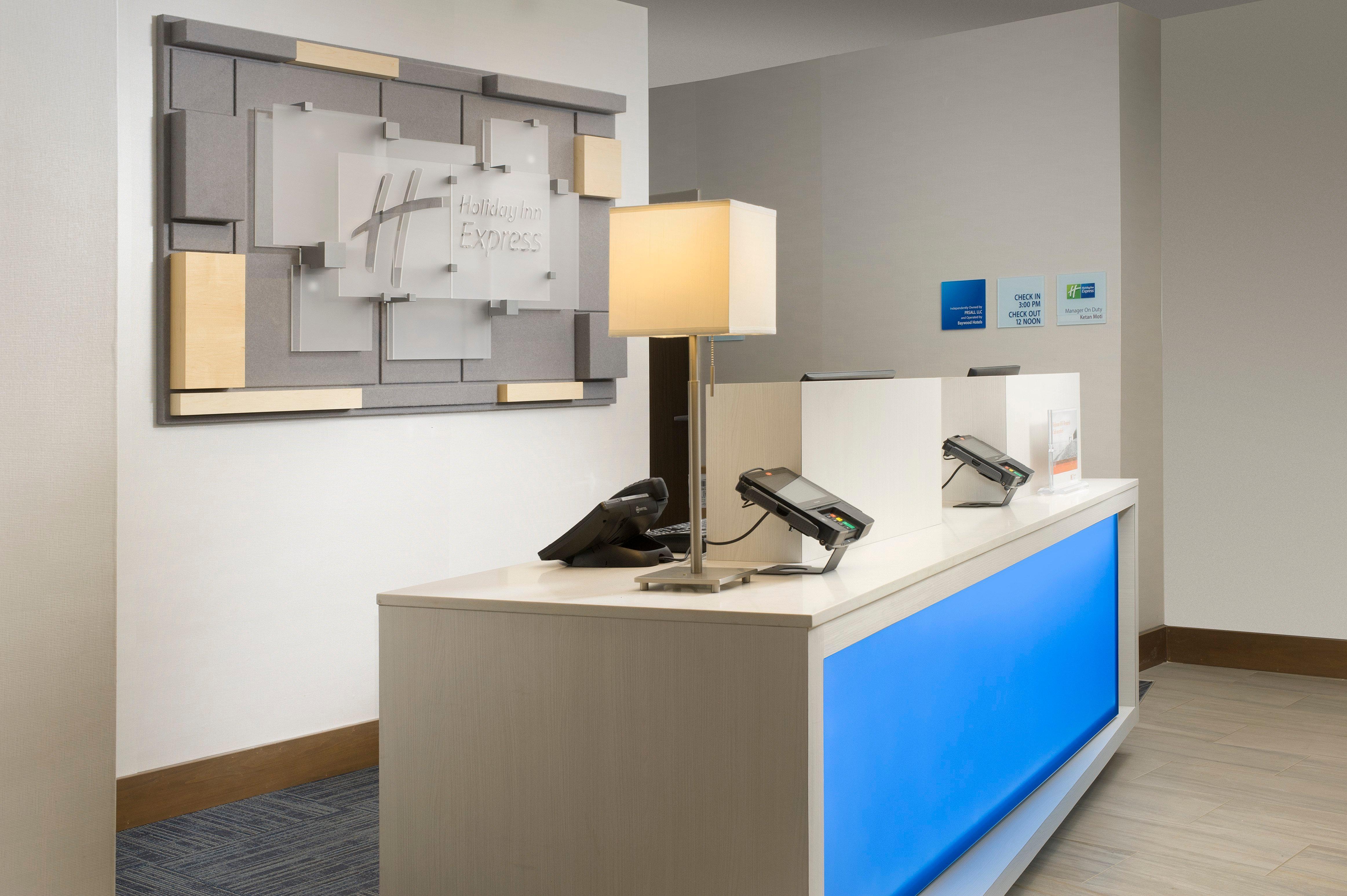 Holiday Inn Express & Suites Bay City By Ihg Exteriör bild